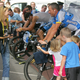 Illustration for article titled Book Claims Sheryl Crow Watched Lance Armstrong Dope, Told Feds
